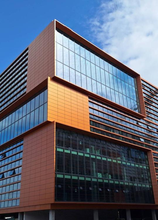 Zugló Stadtzentrum Gebäuden „O2” und „O4”, Budapest